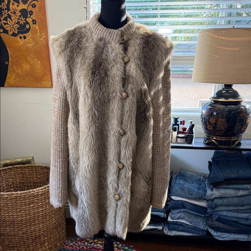 Vintage 80s Cheyenne by Hillmoor Tan Faux Fur Sweater Knit Button Up Boho Coat